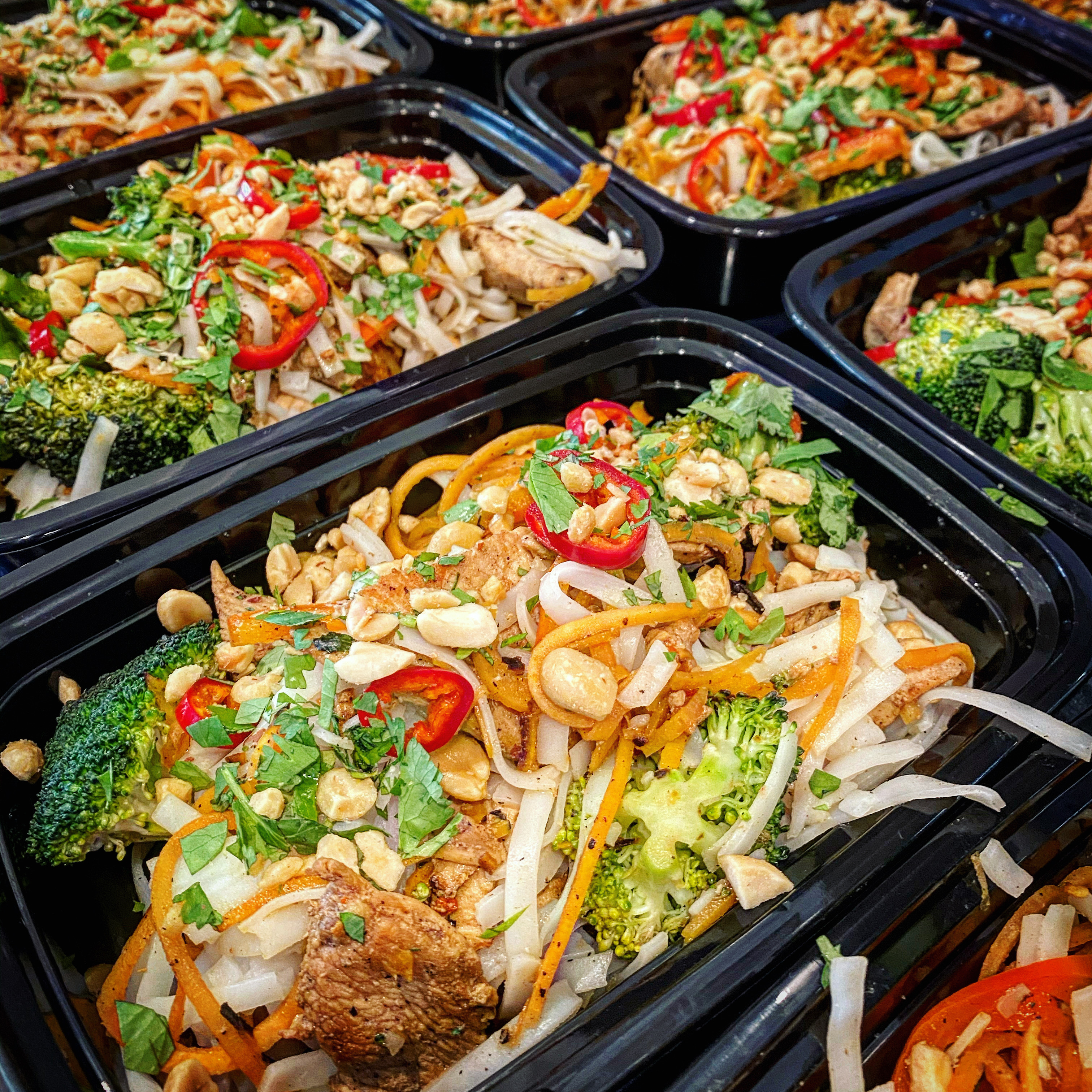 Chicken Pad Thai | Rice & Sweet Potato Noodles | Broccoli | Bell Pepper | Peanuts | Pickled Fresno