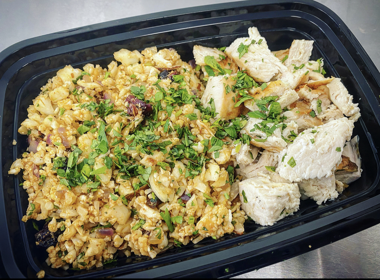 Grilled Chicken w/ Mediterranean Cauliflower 'Couscous' Ready Set Prep'd